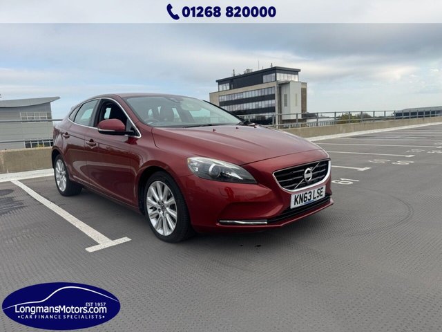 View our Volvo V40 2.0 D3 SE Lux Nav Hatchback 5dr Diesel Geartronic Euro 5 (s/s) (150 ps)
