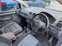 USED 2011 61 VOLKSWAGEN TOURAN 2.0 TDI SE MPV 5dr Diesel Manual Euro 5 (140 ps) 