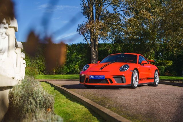 View our PORSCHE 911