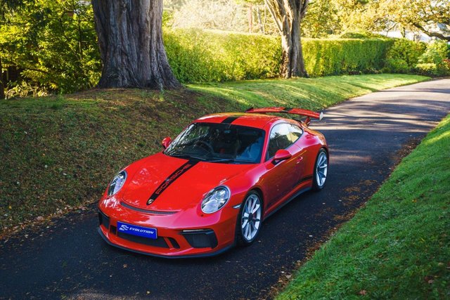 View our PORSCHE 911