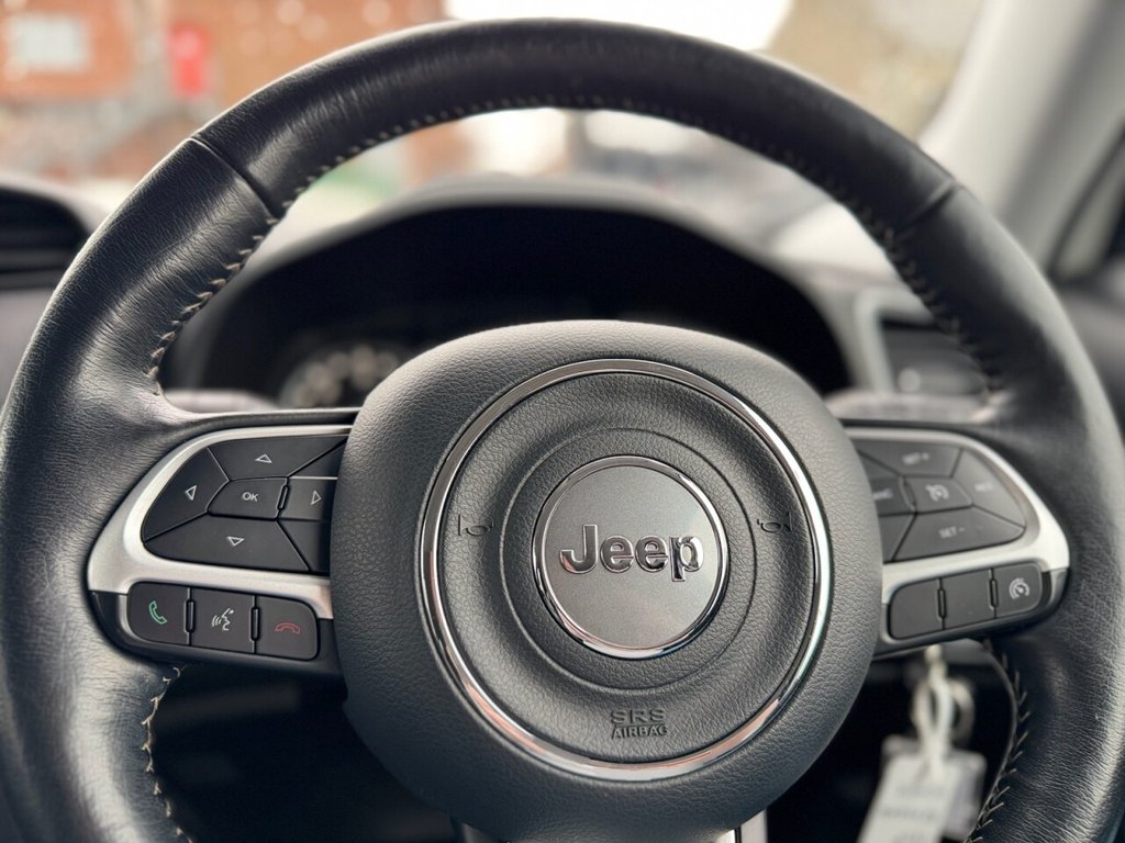 USED 2016 66 JEEP RENEGADE 1.6 MultiJetII Limited SUV 5dr Diesel Manual Euro 6 (s/s) (120 ps) TOP OF RANGE LIMITED MODEL