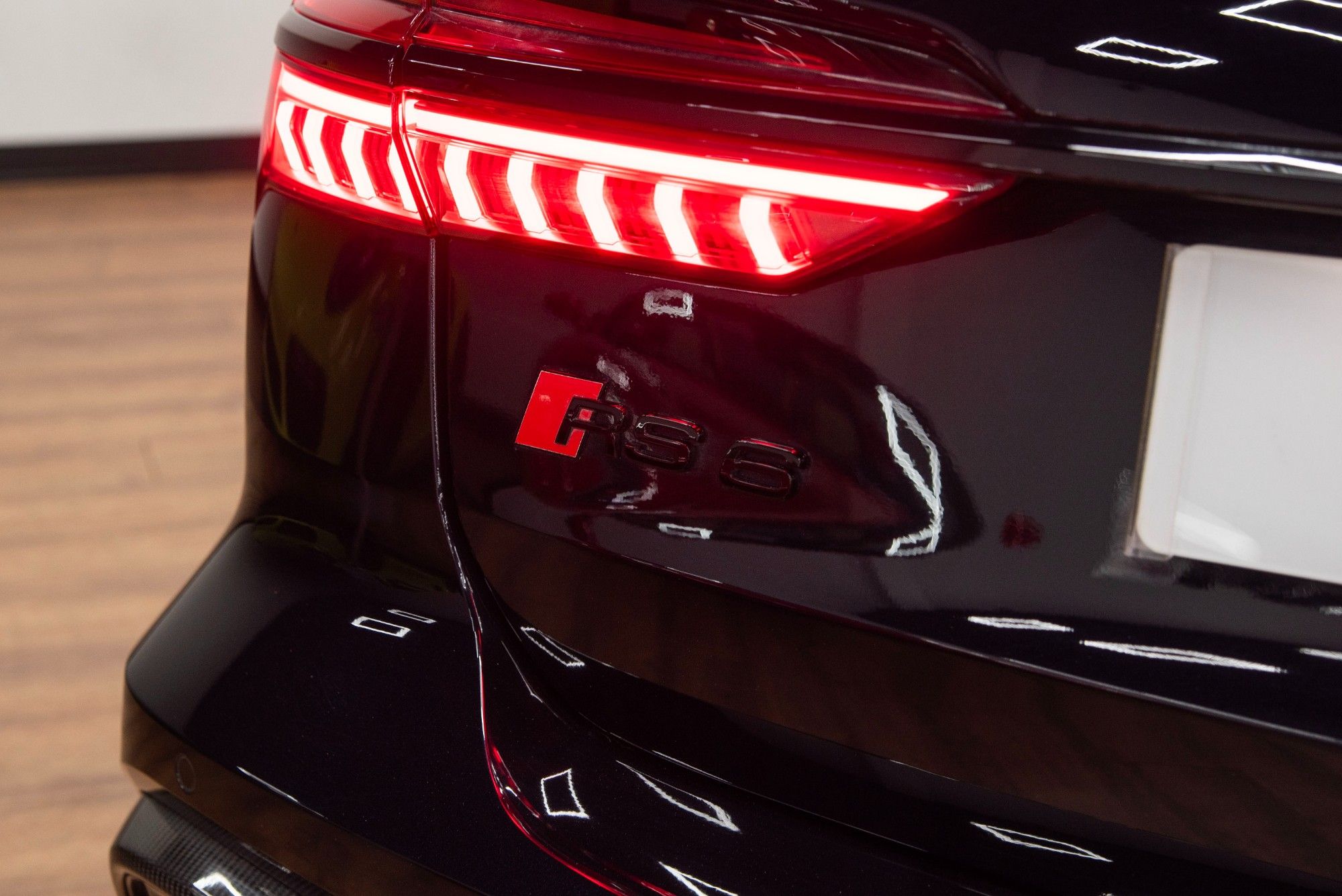 USED 2020 70 AUDI RS6 AVANT 4.0 TFSI V8 Carbon Black 