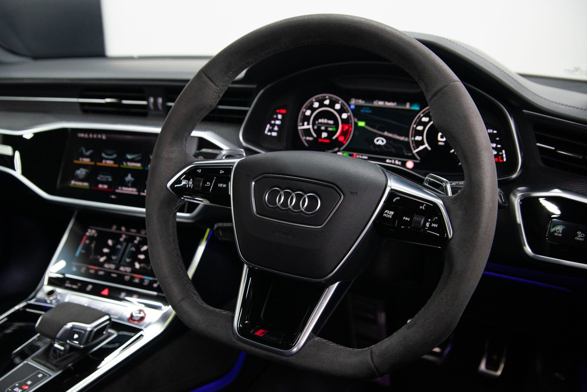 USED 2020 70 AUDI RS6 AVANT 4.0 TFSI V8 Carbon Black 