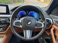 USED 2017 17 BMW 5 SERIES 2.0 520d M Sport Saloon 4dr Diesel Auto Euro 6 (s/s) (190 ps) 
