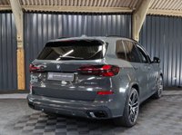 USED 2023 23 BMW X5 3.0 50e 25.7kWh M Sport SUV 5dr Petrol Plug-in Hybrid Steptronic xDrive Euro 6 (s/s) (489 ps) HUGE SPEC, PAN ROOF, COMFORT PACKAGE PLUS - 22 INCH ALLOY WHEELS - M SPORT PRO PACKAGE - TECHNOLOGY PACKAGE - AMAZING FINANCE DEALS AVAILABLE