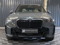 USED 2023 23 BMW X5 3.0 50e 25.7kWh M Sport SUV 5dr Petrol Plug-in Hybrid Steptronic xDrive Euro 6 (s/s) (489 ps) HUGE SPEC, PAN ROOF, COMFORT PACKAGE PLUS - 22 INCH ALLOY WHEELS - M SPORT PRO PACKAGE - TECHNOLOGY PACKAGE - AMAZING FINANCE DEALS AVAILABLE