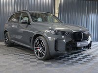 USED 2023 23 BMW X5 3.0 50e 25.7kWh M Sport SUV 5dr Petrol Plug-in Hybrid Steptronic xDrive Euro 6 (s/s) (489 ps) HUGE SPEC, PAN ROOF, COMFORT PACKAGE PLUS - 22 INCH ALLOY WHEELS - M SPORT PRO PACKAGE - TECHNOLOGY PACKAGE - AMAZING FINANCE DEALS AVAILABLE