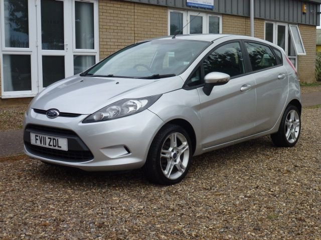 2011 11 Ford Fiesta 1.6 TDCi ECOnetic DPF Hatchback 5dr Diesel Manual (98 g/km, 94 bhp)