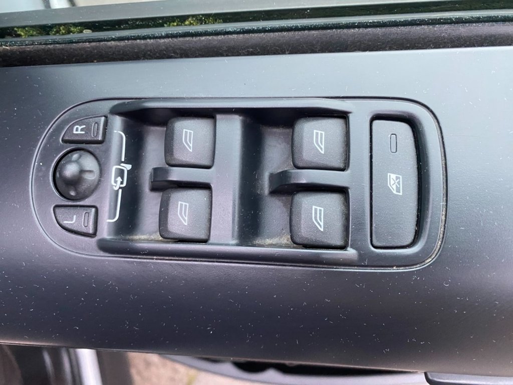 USED 2013 13 LAND ROVER FREELANDER 2 2.2 SD4 HSE SUV 5dr Diesel CommandShift 4WD Euro 5 (190 ps) HIGH SPECIFICATION FREELANDER 2