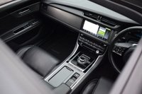 USED 2018 18 JAGUAR XF 3.0d V6 S Saloon 4dr Diesel Auto Euro 6 (s/s) (300 ps) PAN ROOF / PRO NAV / MERIDIAN