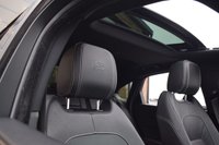 USED 2018 18 JAGUAR XF 3.0d V6 S Saloon 4dr Diesel Auto Euro 6 (s/s) (300 ps) PAN ROOF / PRO NAV / MERIDIAN