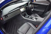 USED 2018 18 JAGUAR XF 3.0d V6 S Saloon 4dr Diesel Auto Euro 6 (s/s) (300 ps) PAN ROOF / PRO NAV / MERIDIAN