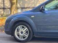 USED 2006 06 FORD FOCUS 1.6 Ghia Hatchback 5dr Petrol Manual (161 g/km, 99 bhp) 
