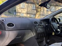 USED 2006 06 FORD FOCUS 1.6 Ghia Hatchback 5dr Petrol Manual (161 g/km, 99 bhp) 