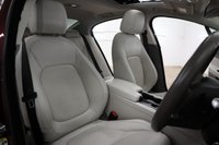 USED 2015 65 JAGUAR XE 2.0d Portfolio Saloon 4dr Diesel Auto Euro 6 (s/s) (180 ps) 