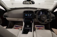 USED 2015 65 JAGUAR XE 2.0d Portfolio Saloon 4dr Diesel Auto Euro 6 (s/s) (180 ps) 