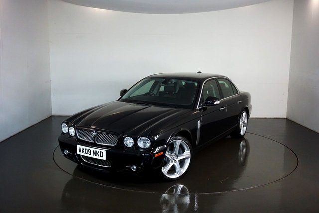 2009 09 Jaguar Xj 4.2 V8 Super Saloon 4dr Petrol Automatic (289 g/km, 400 bhp)-2 Former Keepers-Low Mileage-Rare Car-A modest cosmetic facelift in 2007 changed the designation to a X358, which is what you see here-20 Inch Alloy Wheels with Matching Dunlop Tyres-Heated & Cooled Front Seats-Heated Rear Seats-Alpine Sound-Electric Memory Front Seats-Auto Headlights-Mfsw-Cruise Control-Climate Control-Satnav-Black Leather Upholstery-15 Service Stamps-x2 Keys