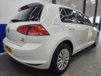 USED 2015 15 VOLKSWAGEN GOLF 1.2 TSI BlueMotion Tech S Hatchback 5dr Petrol Manual Euro 5 (s/s) (85 ps) DAB, Bluetooth, &pound;35 Tax, Timing Belt Done