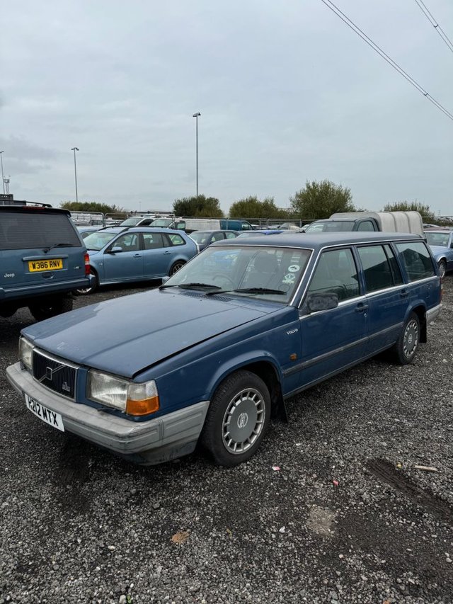 View our VOLVO 740