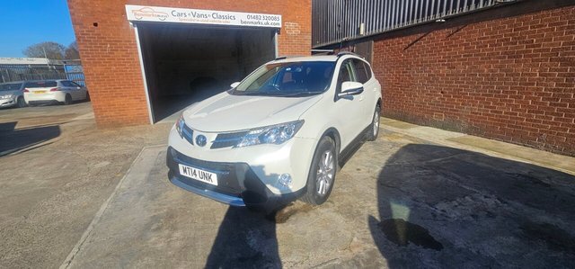 2014 14 Toyota Rav4 2.2 D-CAT Invincible SUV 5dr Diesel Auto 4WD Euro 5 (150 ps)