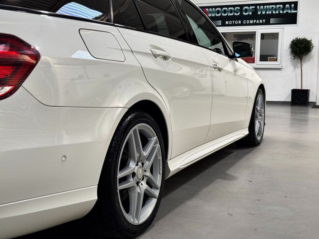 USED 2015 15 MERCEDES-BENZ E-CLASS 3.0 E350 V6 BlueTEC AMG Night Edition (Premium) Estate 5dr Diesel G-Tronic+ Euro 6 (s/s) (258 ps) PAN ROOF+HEAT LEATHER+REAR CAM