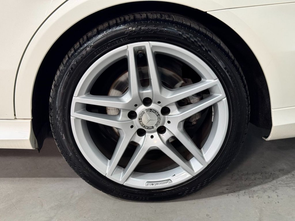 USED 2015 15 MERCEDES-BENZ E-CLASS 3.0 E350 V6 BlueTEC AMG Night Edition (Premium) Estate 5dr Diesel G-Tronic+ Euro 6 (s/s) (258 ps) PAN ROOF+HEAT LEATHER+REAR CAM