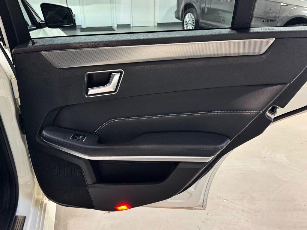 USED 2015 15 MERCEDES-BENZ E-CLASS 3.0 E350 V6 BlueTEC AMG Night Edition (Premium) Estate 5dr Diesel G-Tronic+ Euro 6 (s/s) (258 ps) PAN ROOF+HEAT LEATHER+REAR CAM