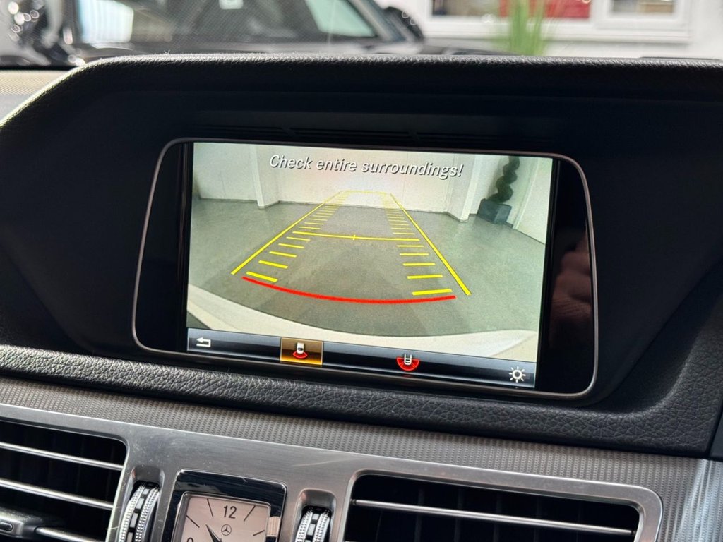 USED 2015 15 MERCEDES-BENZ E-CLASS 3.0 E350 V6 BlueTEC AMG Night Edition (Premium) Estate 5dr Diesel G-Tronic+ Euro 6 (s/s) (258 ps) PAN ROOF+HEAT LEATHER+REAR CAM