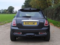 USED 2013 63 MINI HATCH 1.6 Cooper S Hatchback 3dr Petrol Manual Euro 5 (s/s) (184 ps) www.suffolkcarcentre.co.uk - Located at Reydon