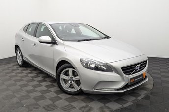 2015 VOLVO V40