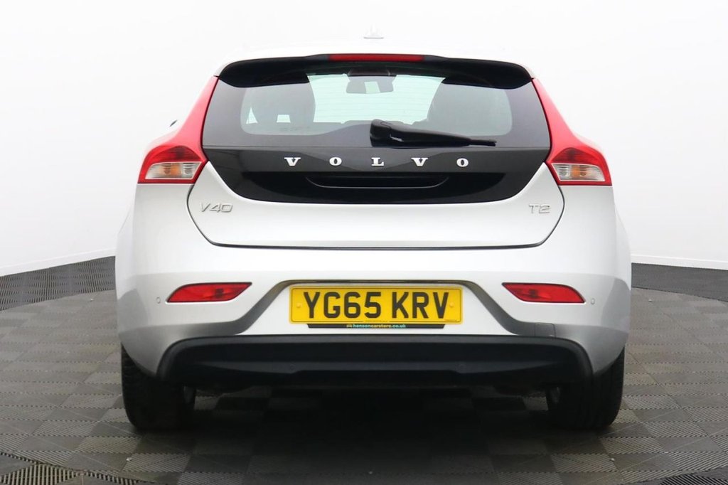 USED 2015 65 VOLVO V40 1.5 T2 SE Hatchback 5dr Petrol Auto Euro 6 (s/s) (122 ps) DAB Cruise Control