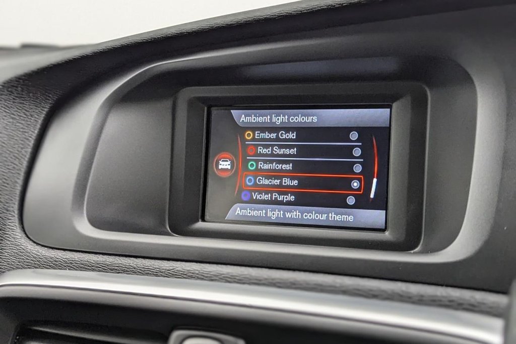 USED 2015 65 VOLVO V40 1.5 T2 SE Hatchback 5dr Petrol Auto Euro 6 (s/s) (122 ps) DAB Cruise Control