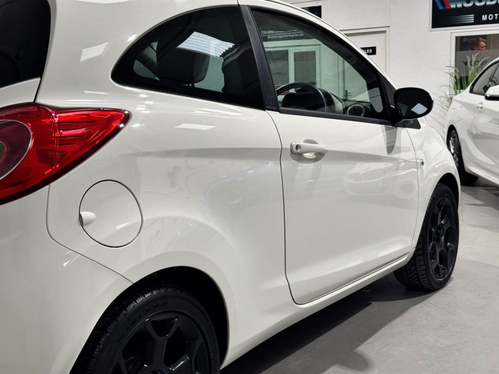 USED 2016 16 FORD KA 1.2 Zetec White Edition Hatchback 3dr Petrol Manual Euro 6 (s/s) (69 ps) BLACK ALLOYS+ B/TOOTH+PRIVACY
