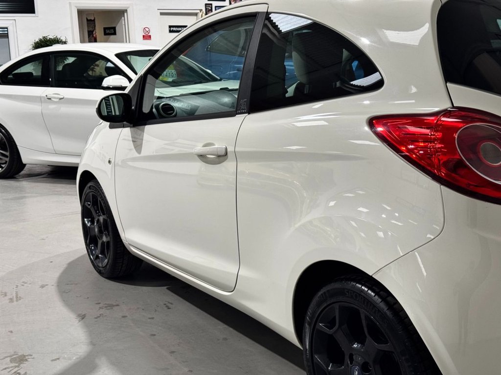 USED 2016 16 FORD KA 1.2 Zetec White Edition Hatchback 3dr Petrol Manual Euro 6 (s/s) (69 ps) BLACK ALLOYS+ B/TOOTH+PRIVACY