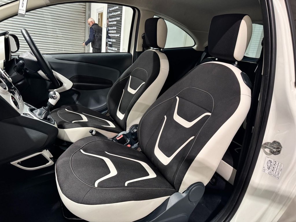 USED 2016 16 FORD KA 1.2 Zetec White Edition Hatchback 3dr Petrol Manual Euro 6 (s/s) (69 ps) BLACK ALLOYS+ B/TOOTH+PRIVACY