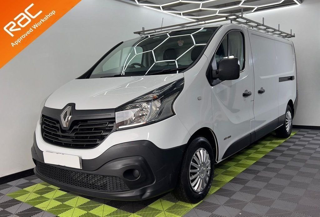 View our Renault Trafic