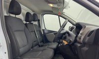 USED 2017 17 RENAULT TRAFIC 1.6 dCi ENERGY 29 Business Panel Van 5dr Diesel Manual LWB Standard Roof Euro 6 (s/s) (125 ps) 