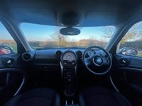 USED 2012 12 MINI COUNTRYMAN 1.6 One SUV 5dr Petrol Auto Euro 5 (98 ps) 
