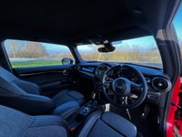 USED 2020 70 MINI Electric Hatch 32.6kWh Level 2 Hatchback 3dr Electric Auto (184 ps) 