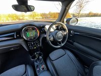 USED 2020 70 MINI Electric Hatch 32.6kWh Level 2 Hatchback 3dr Electric Auto (184 ps) 