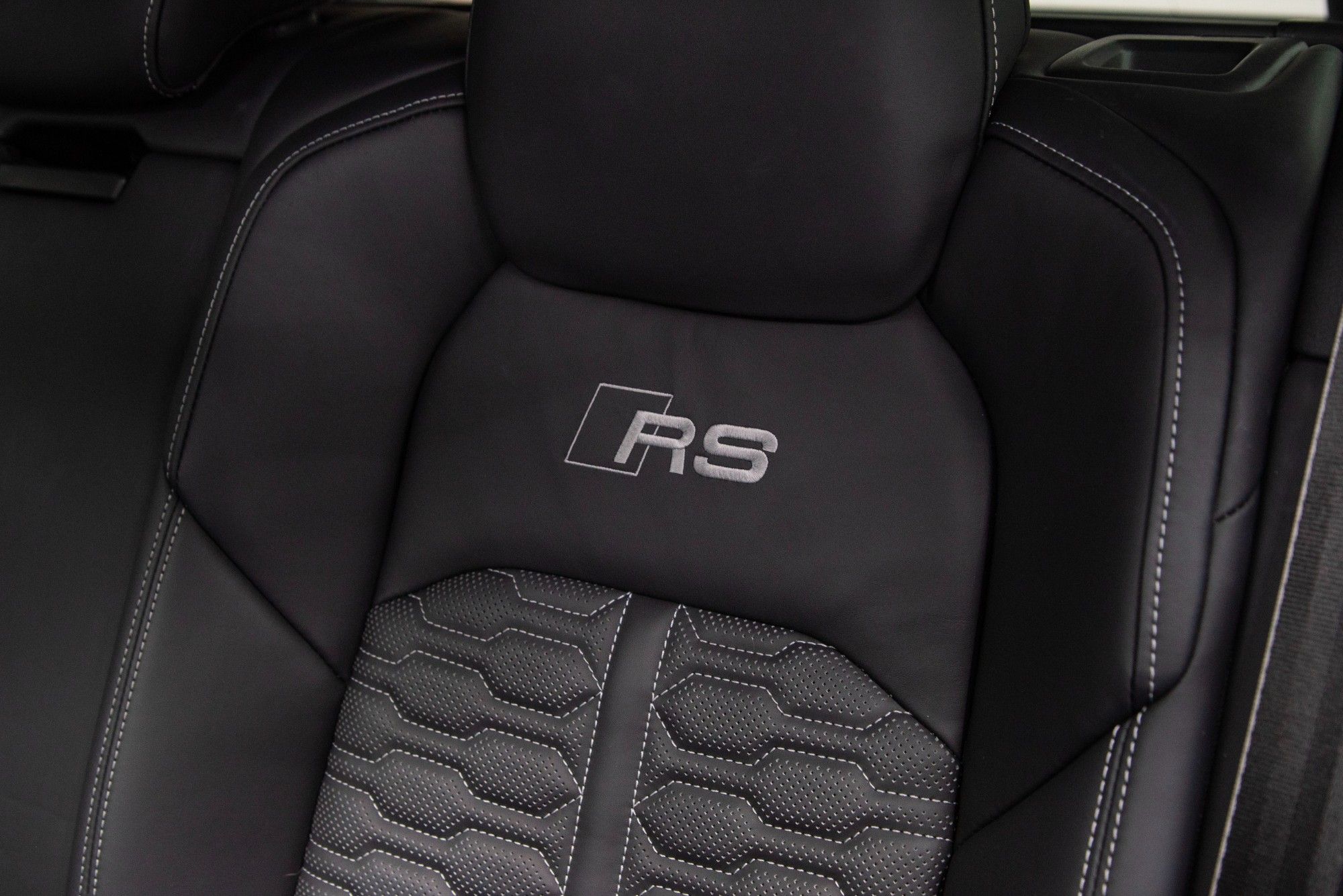 USED 2023 23 AUDI RS6 AVANT 4.0 TFSI V8 Performance Carbon Vorsprung 