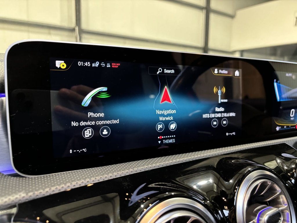 USED 2019 P MERCEDES-BENZ A-CLASS 2.0 A35 AMG (Premium Plus) Hatchback 5dr Petrol SpdS DCT 4MATIC Euro 6 (s/s) (306 ps) AERO KIT|PAN ROOF|2YR WARRANTY