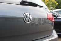 USED 2017 17 VOLKSWAGEN GOLF 1.4 TSI BlueMotion Tech SE Nav Hatchback 5dr Petrol Manual Euro 6 (s/s) (125 ps) Apple Carplay & Android Auto, Front & Rear Parking Sensors, Satellite Navigation, Adaptive Cruise Control