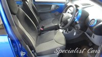USED 2010 59 TOYOTA AYGO 1.0 VVT-i Blue Hatchback 5dr Petrol MultiMode Euro 4 (67 bhp) 