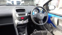 USED 2010 59 TOYOTA AYGO 1.0 VVT-i Blue Hatchback 5dr Petrol MultiMode Euro 4 (67 bhp) 