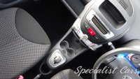 USED 2010 59 TOYOTA AYGO 1.0 VVT-i Blue Hatchback 5dr Petrol MultiMode Euro 4 (67 bhp) 