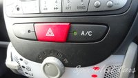 USED 2010 59 TOYOTA AYGO 1.0 VVT-i Blue Hatchback 5dr Petrol MultiMode Euro 4 (67 bhp) 