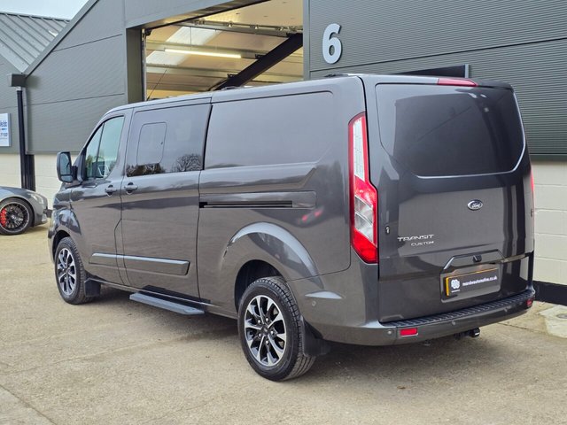 View our FORD TRANSIT CUSTOM