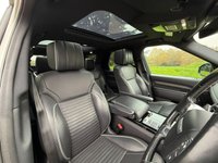USED 2017 67 LAND ROVER DISCOVERY 3.0 TD V6 HSE Luxury SUV 5dr Diesel Auto 4WD Euro 6 (s/s) (258 ps) PAN ROOF-360 CAMERAS-APPLE CARPLAY