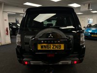 USED 2011 61 MITSUBISHI SHOGUN 3.2 DI-DC SG3 SUV 5dr Diesel Auto 4WD Euro 5 LWB (197 ps) 